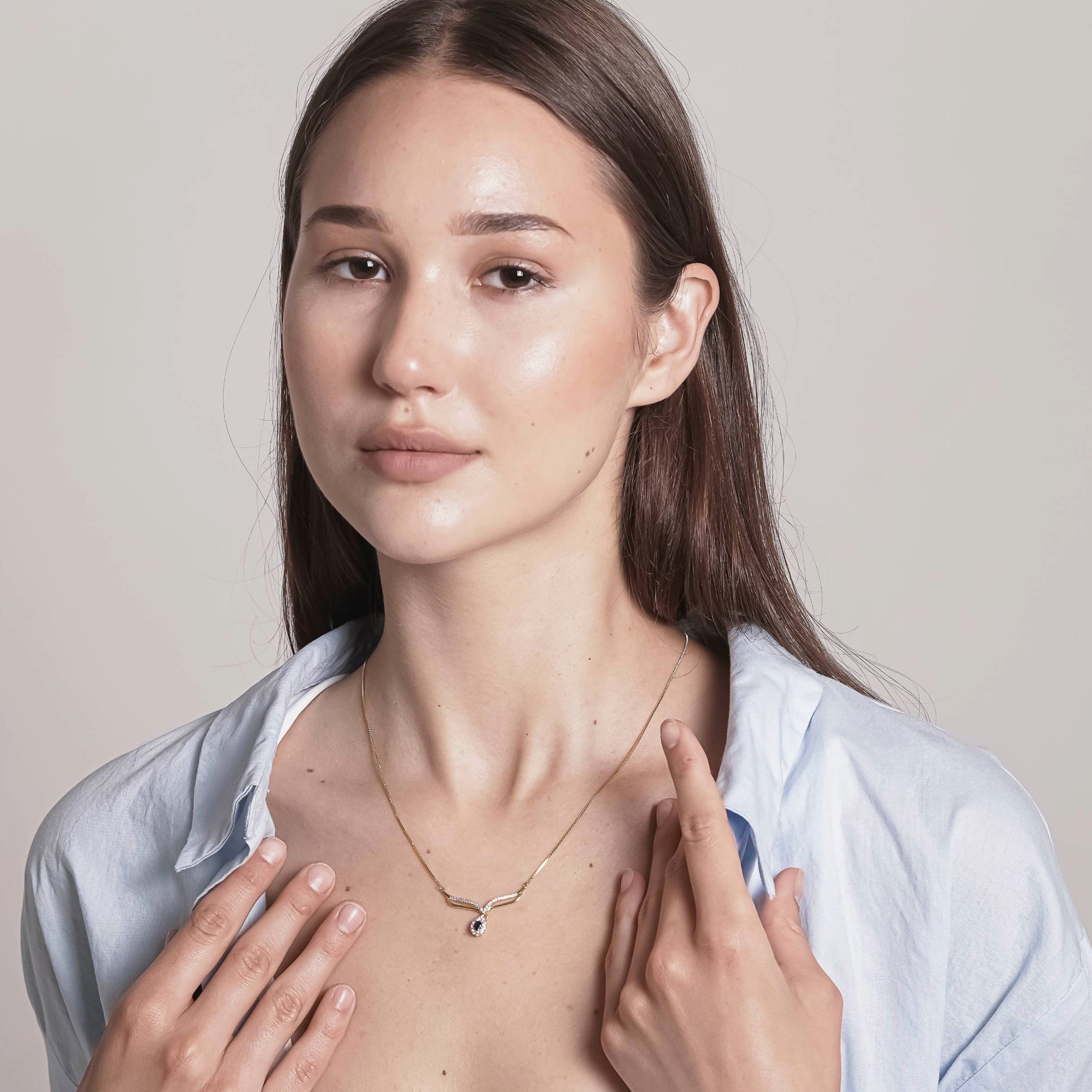 Teardrop Swirling Silver Necklace