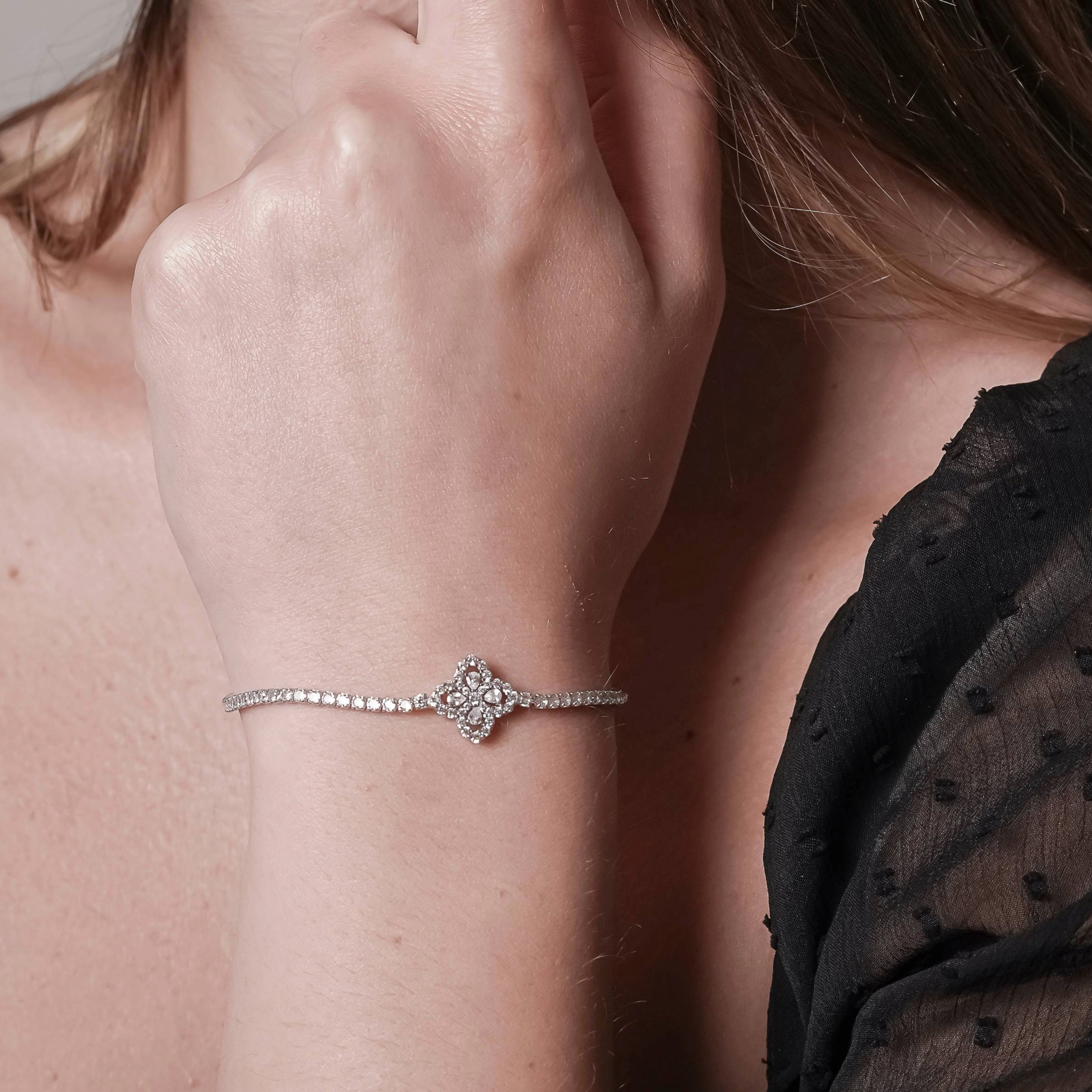 Clover Bracelet with Zircon