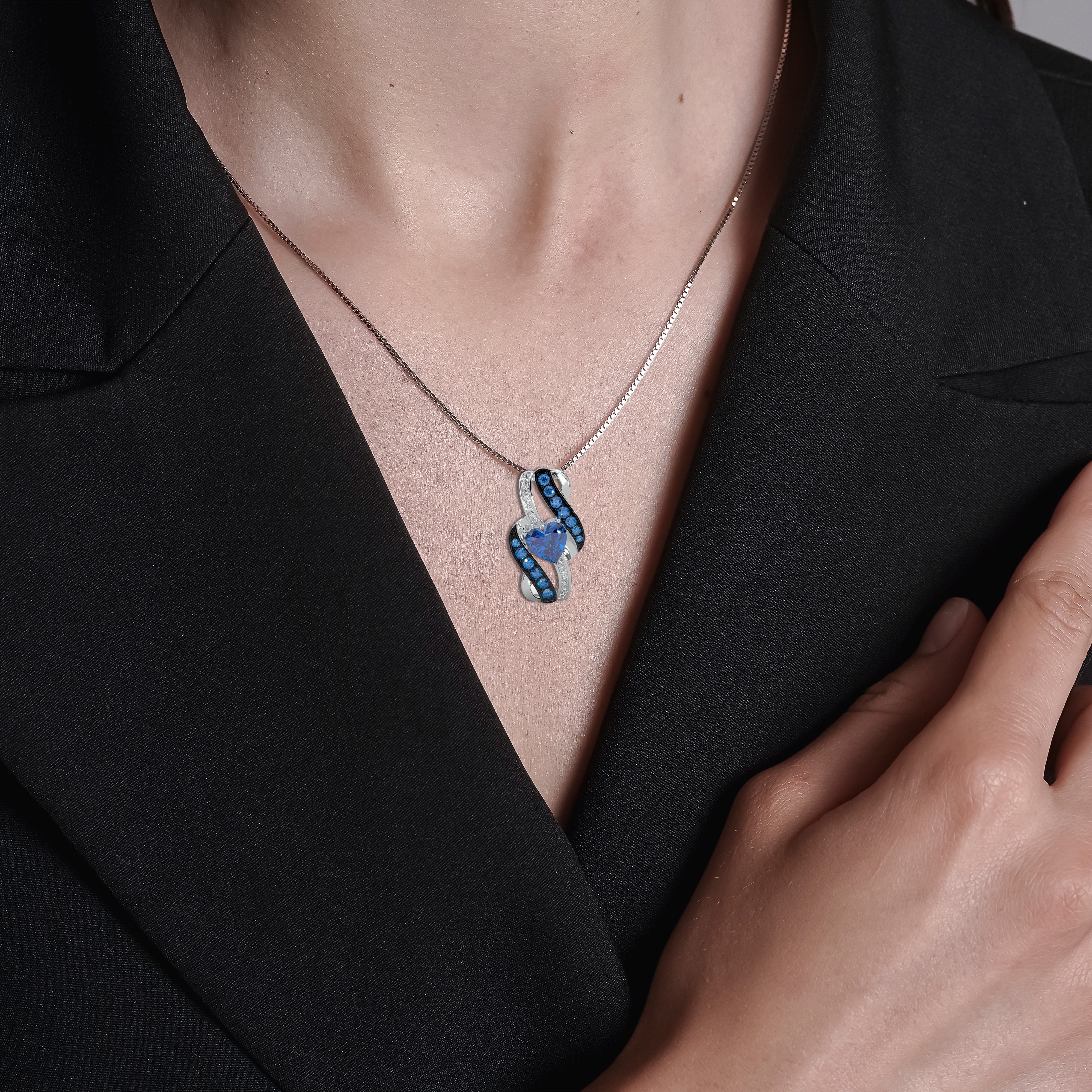 #color_december-zircon blue