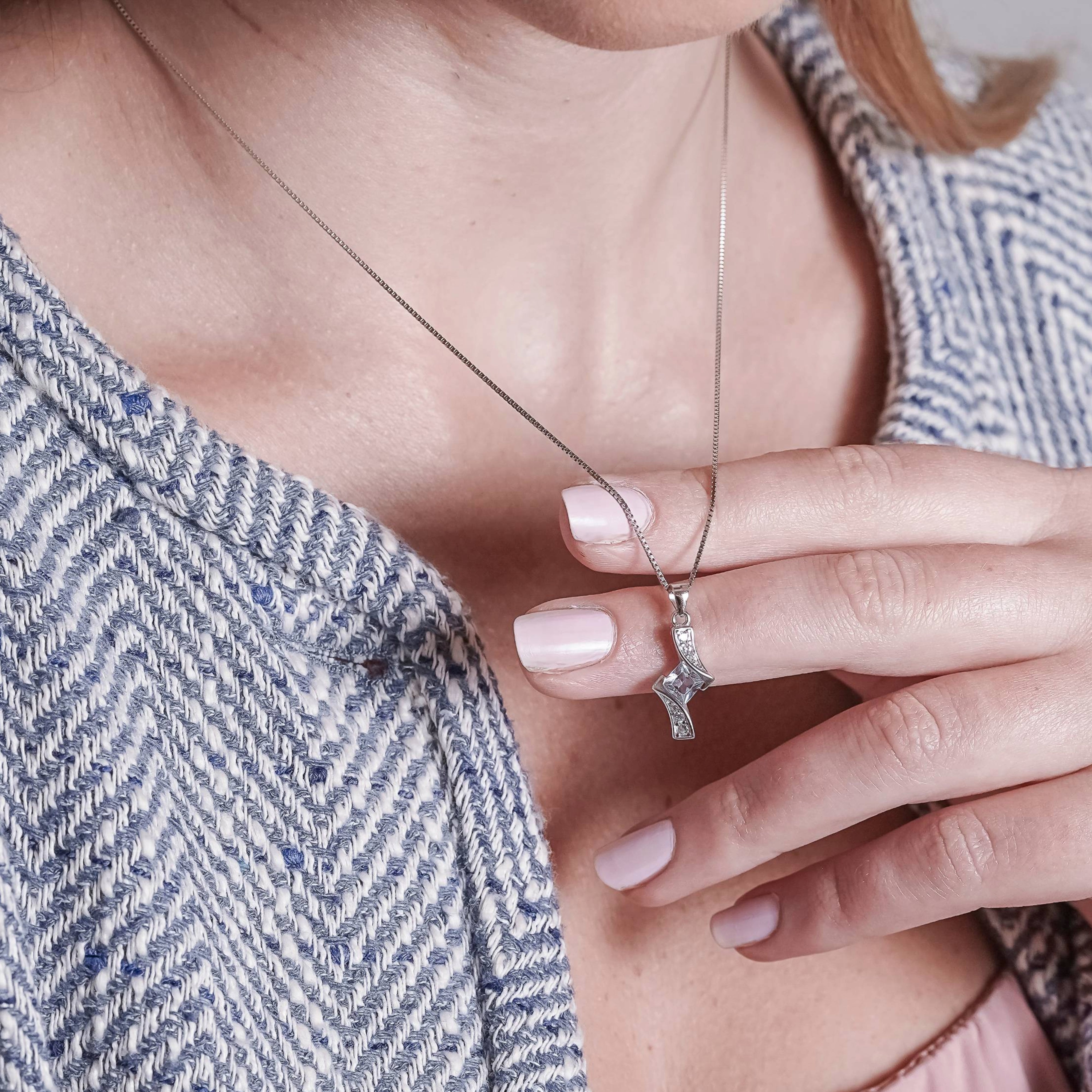 Silver Twisted Pendant with Zirconia